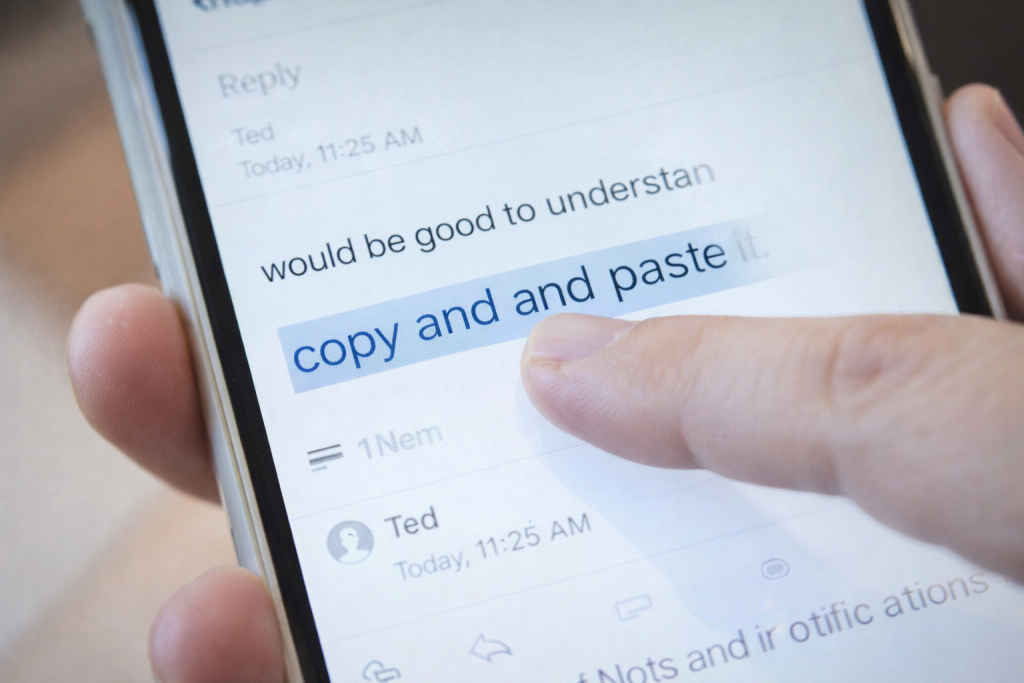 Copy and paste on phone